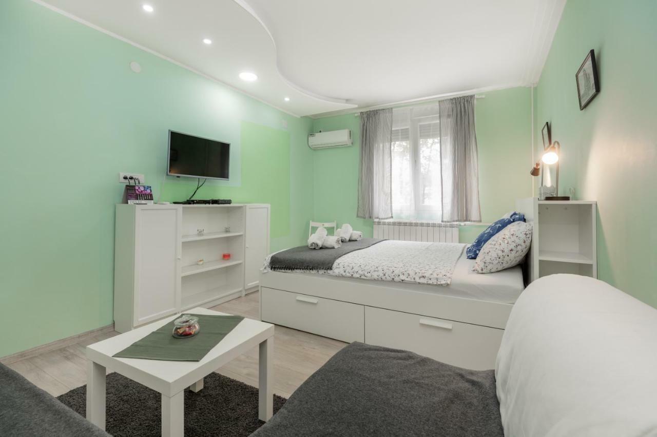 Apartman Gloria 2 Belgrad Exterior foto